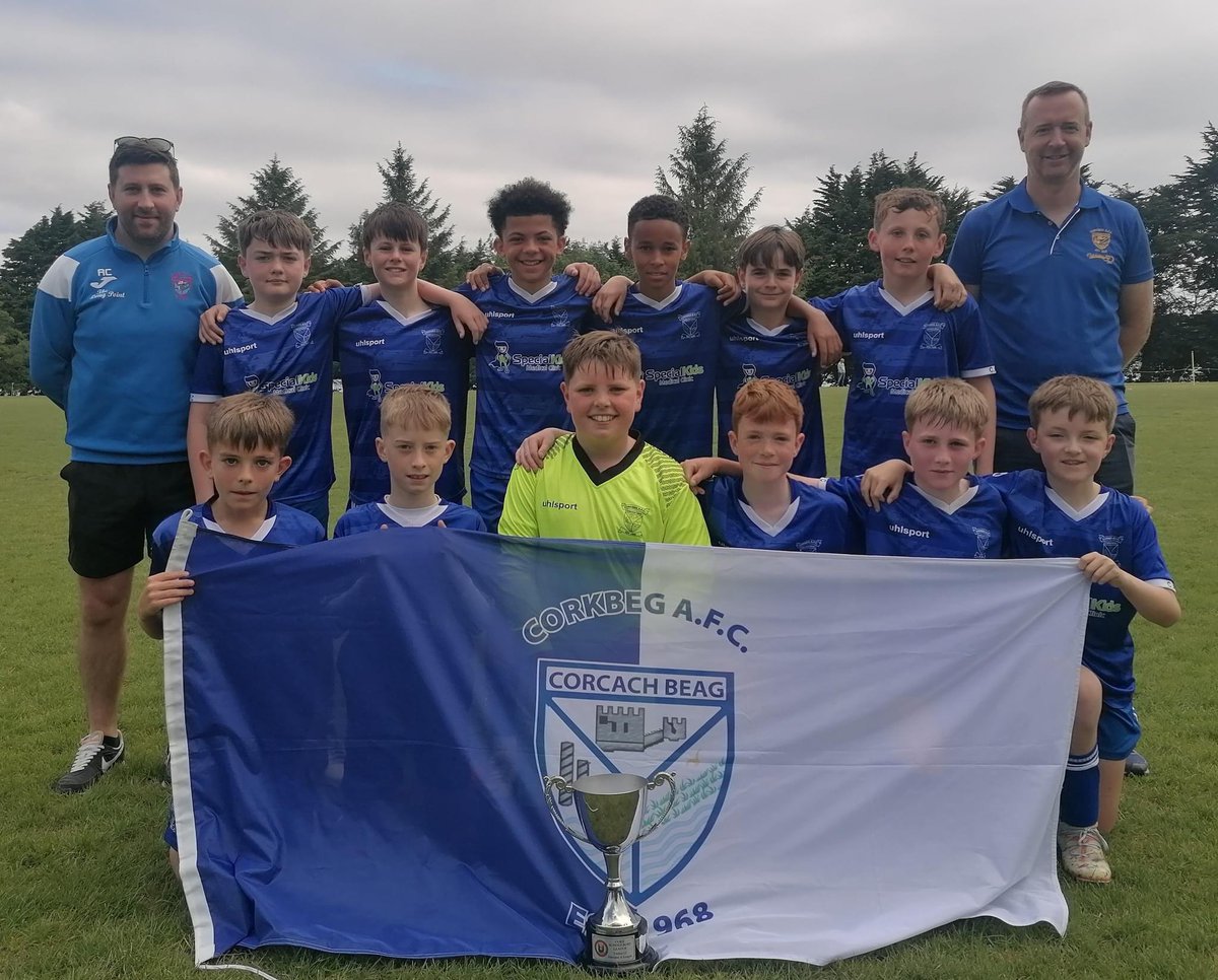 Great scenes of joy in Whitegate today as Corkbeg capture the CSL U12 D4 league title. Well done to all involved 🏆💙⚽️