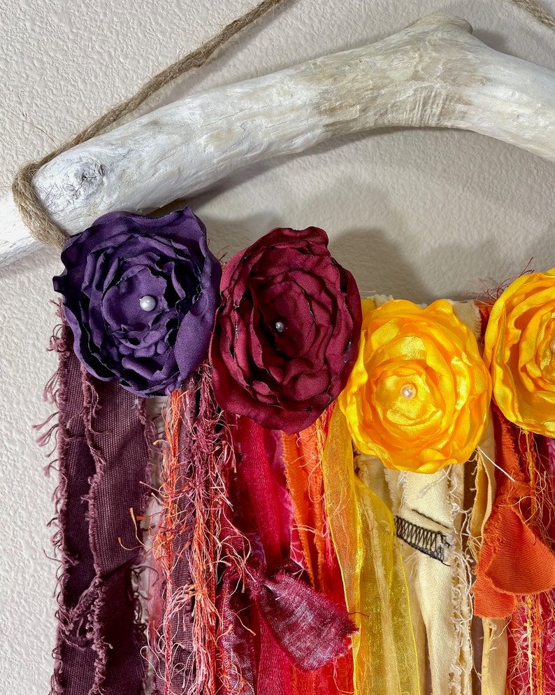 BluKatDesign's tweet image. NEW! Beach Sunset Tapestry Wall Hanging, Eco Friendly Art - Etsy buff.ly/3RjRVH8 #repurposed #etsyfinds