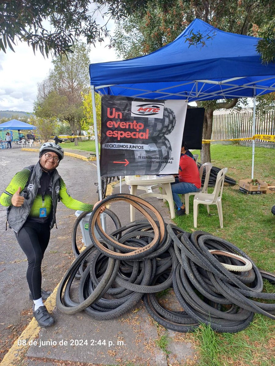 BikeG8's tweet photo. Increíble tarde de adrenalina y diversión. #criterium 
Festejamos la semana del día de la bicicleta y estuvimos presentes en la organización del circuito ciclista junto a  #HabitarLaCiudad #EspacioPublico #Mtc #QuitopiaLaY #CletaEndiablada #HermandadCiclistaUio
 #DíaDeLaBici 🥳🚲 https://t.co/Szs2anogXD