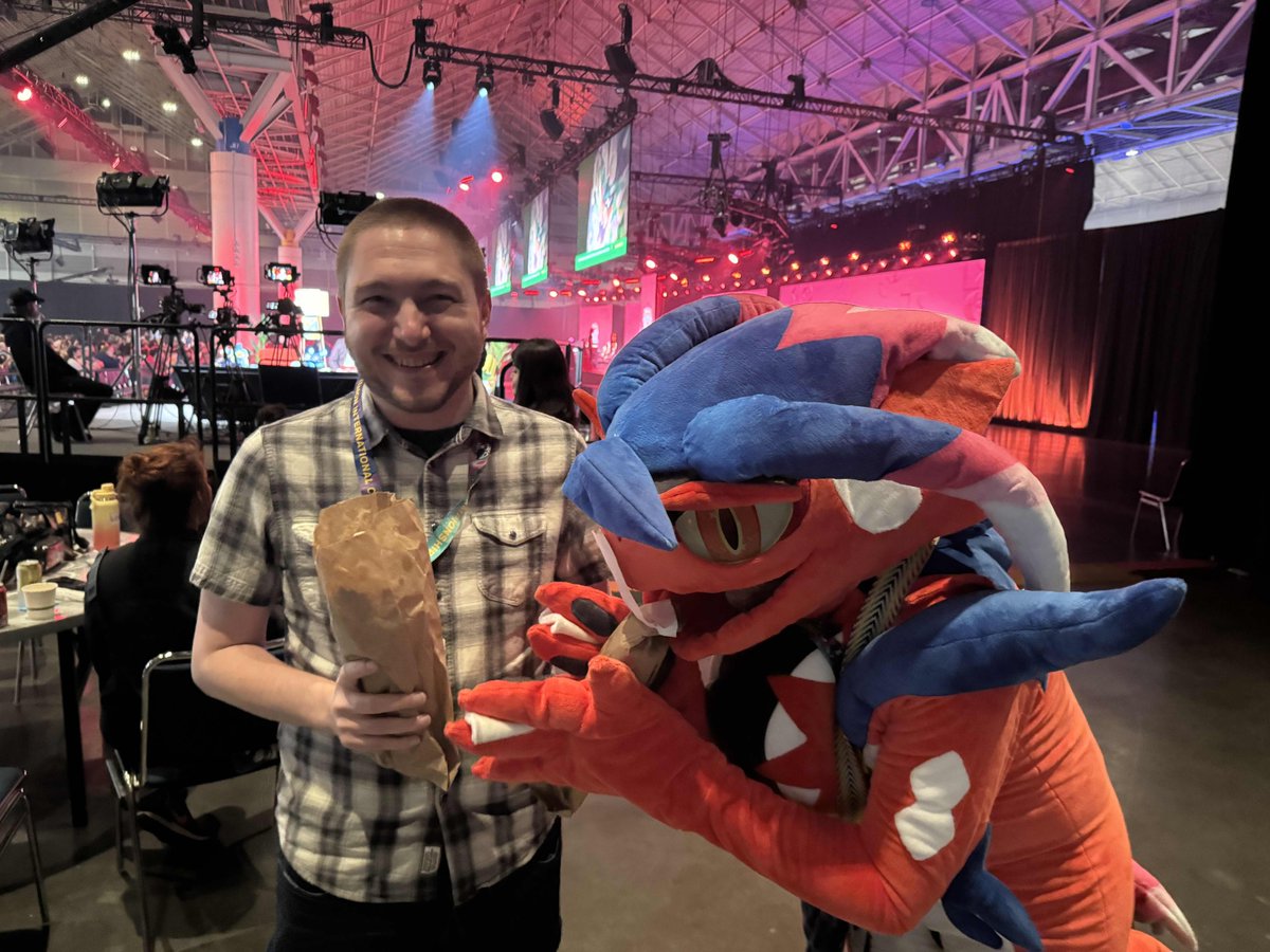 It turns out #PokemonNAIC is a risky place to bring a sandwich!