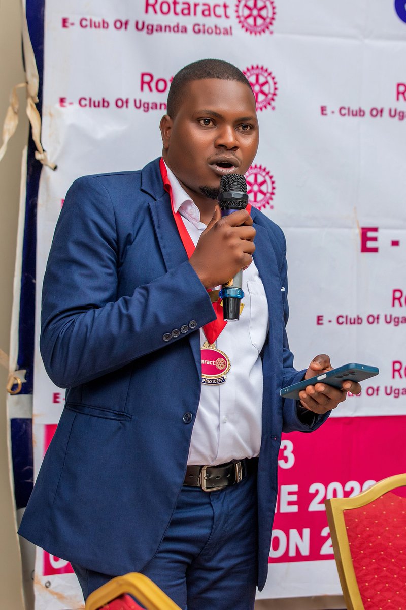 Ivan_Johnivo's tweet photo. #The_future_i_believe_in 
"Leadership is the capacity to translate vision into reality." — Warren Bennis
Thank you @rotaractEclubUg  for the opportunity. https://t.co/8gbpp5tUcQ