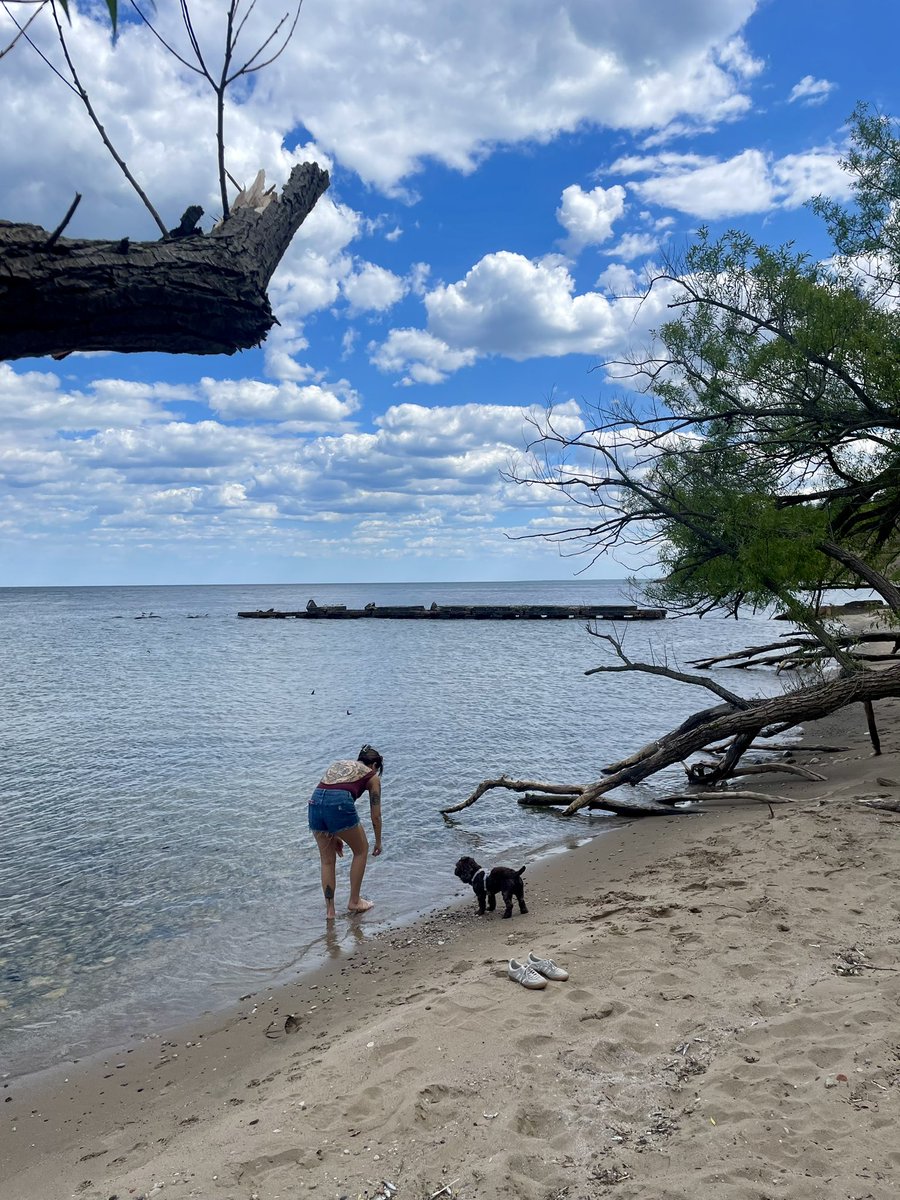 ThisIsStephan's tweet image. Secret Beach Sunday.