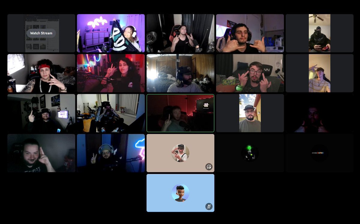 RESSlN's tweet photo. This is Hype Unit 🫶🏻 

Come be apart of one of the fastest growing gaming communities around! 

@HypeUnit #BringTheHype ⚡️

👉 Join up https://t.co/PhXT8IPtj6 https://t.co/tWYU95ZiWt