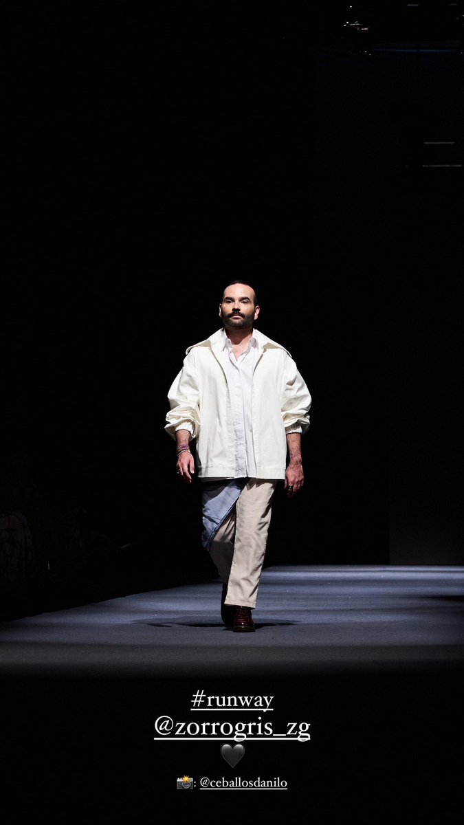 GiraldoSantiago's tweet image. Pasarela #ZorroGris en #DistritoModa en #Cali 🖤