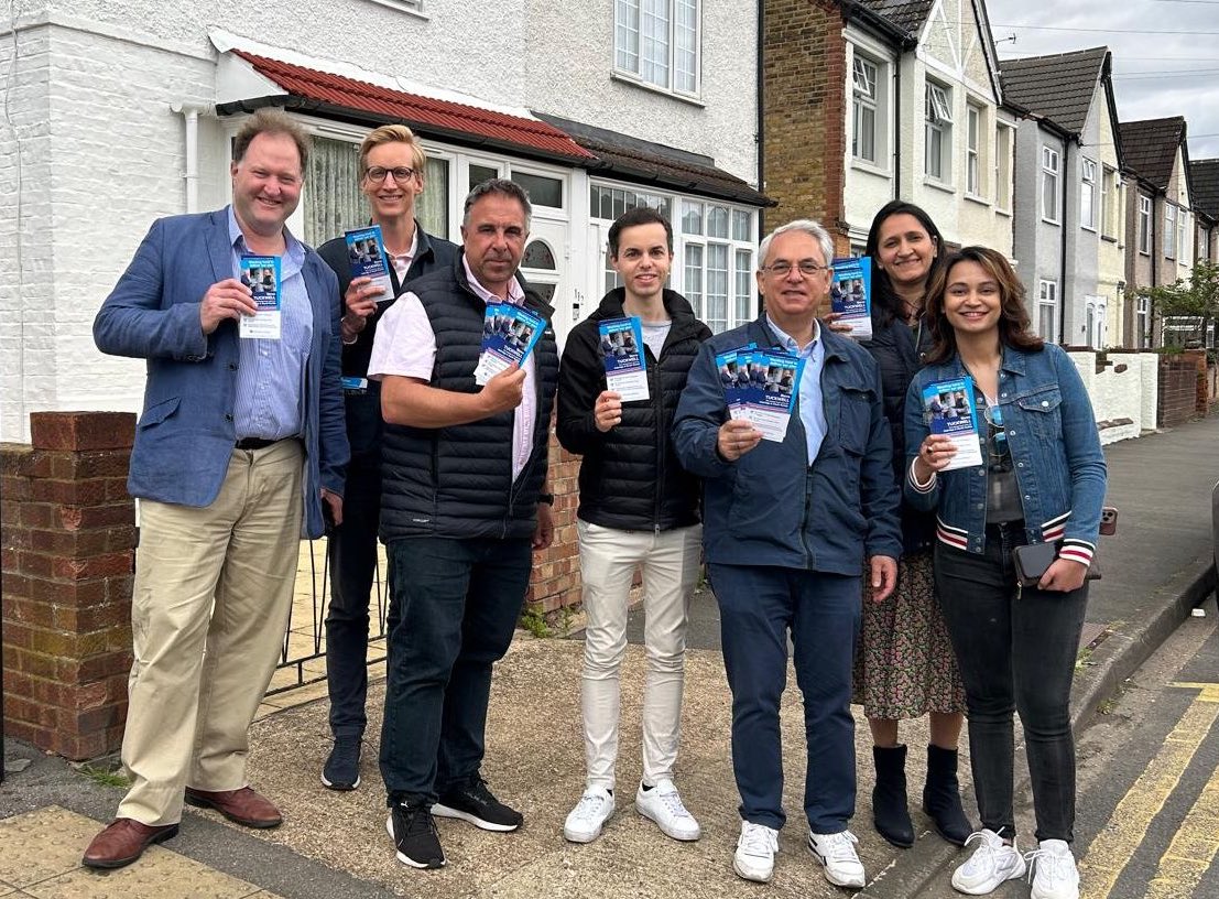 Fabio Conti (@fabio_conti88) on Twitter photo Finished off the weekend with some door knocking for <a href="/tuckwell_steve/">Steve Tuckwell</a> - who is a very hard working local champion Finished off the weekend with some door knocking for <a href="/tuckwell_steve/">Steve Tuckwell</a> - who is a very hard working local champion