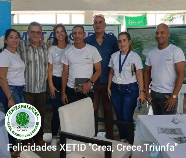 Feliz Aniversario al colectivo de XETID-Cuba y en especial a XETID #Matanzas, los que siempre están junto a nosotros en cada Feria apoyando la #TransformaciónDigital de la sociedad cubana.
Felicidades‼️
#MatancerosEnVictoria