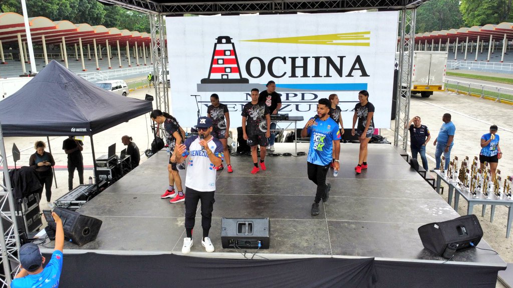 mppd_ochina's tweet photo. Nuestra familia #OCHINA en perfecta unión Cívico-Militar participó en la Celebración de la Caminata Familiar 5K y Carrera 10K, en el Paseo Monumental Los Próceres en Fuerte Tiuna. Un evento que honra los 201° Aniv. de la #BatallaNavalDelLagoDeMaracaibo y día de la @ArmadaFANBVzla https://t.co/XN8ye45CYY