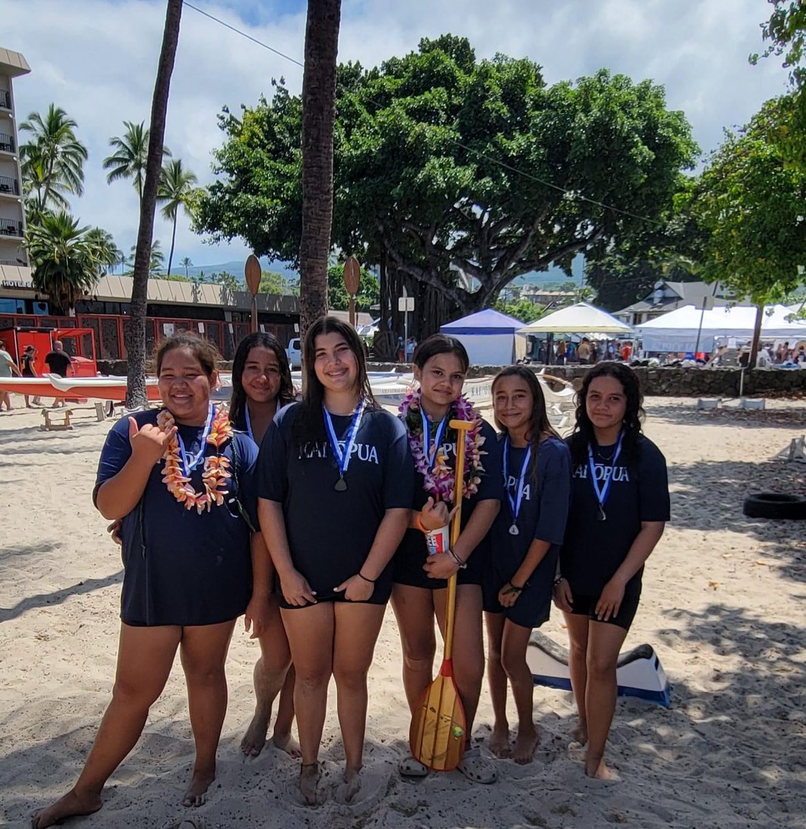 Kealakehe Intermediate tweet media