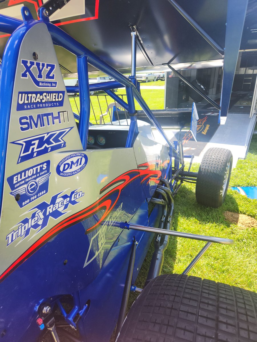 Lhinck21H's tweet photo. Well after a 20th to 9th run at @EagleRaceway last night, we were headed home, but @braden_17k and I managed to convince my dad to turn around and come to @HusetsSpeedway tonight. 
@BulldogRears @XXXRaceCo @FK_Indy @elitewings46 @ElliottsTrailer https://t.co/MblPjuCc7g