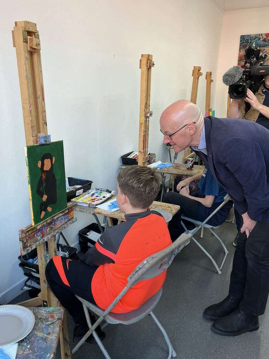 Made in Paisley tweet media