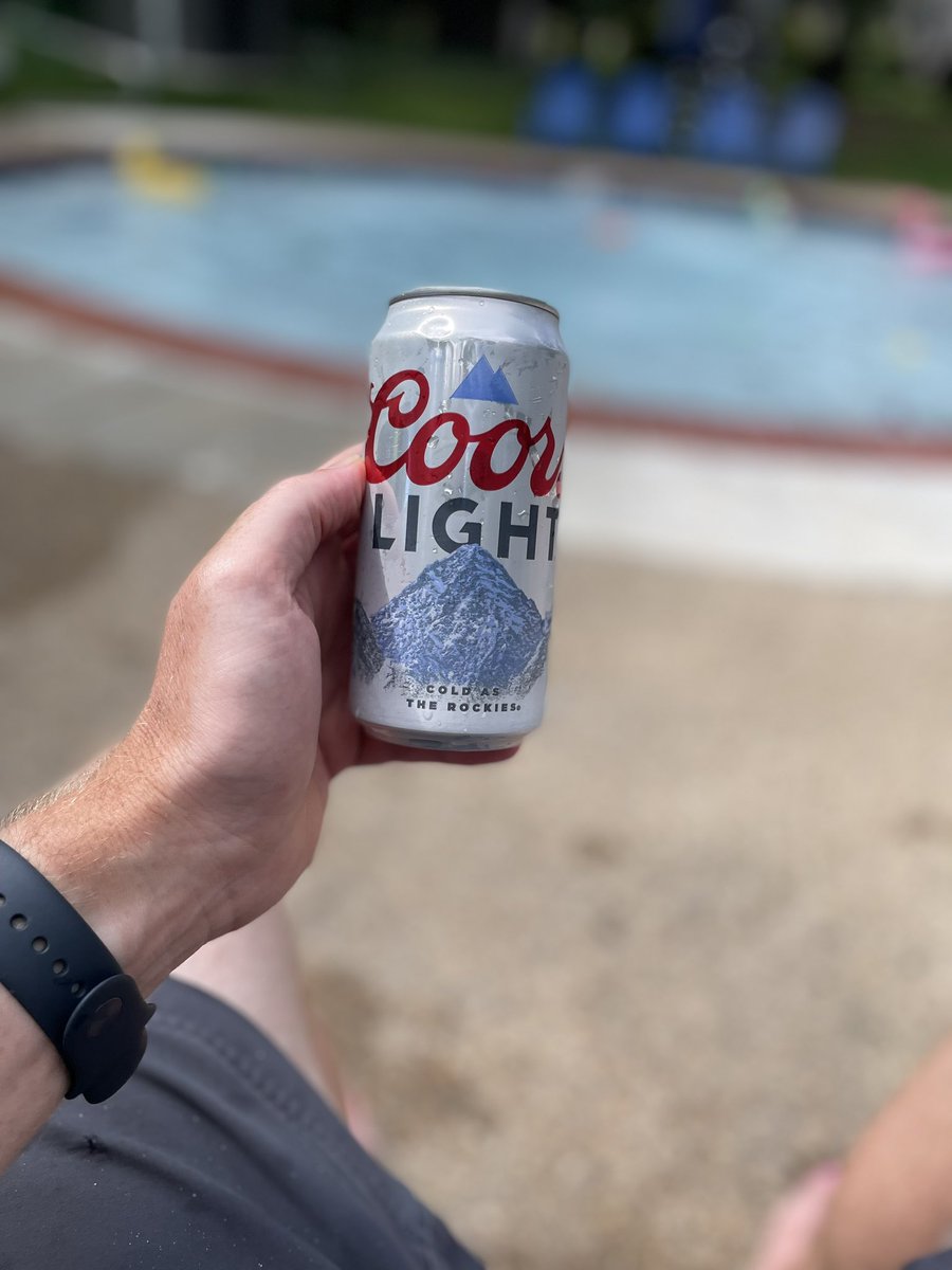 PubeyHowser's tweet photo. Pool season 
@PardonMyTake @PFTCommenter @BarstoolBigCat https://t.co/SFxPEcZ1Bl