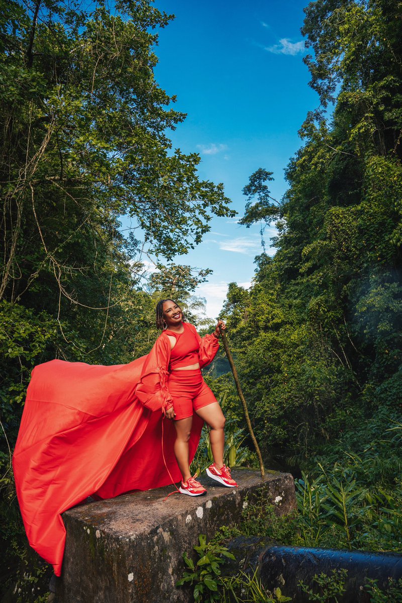 STYLED TO ROC 

Dionne Jackson-Miller 🌱 Styled by Me 
Shot by Daniel (Anorak ja)

She told me she wanted to incorporate her love for hiking for her birthday images and I said, say less! …Hiking but make it fashion!