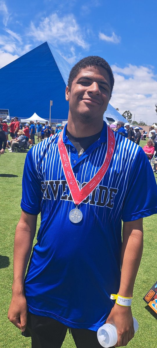 Dave McDevitt (monologue/scene writer)🇺🇦 tweet media