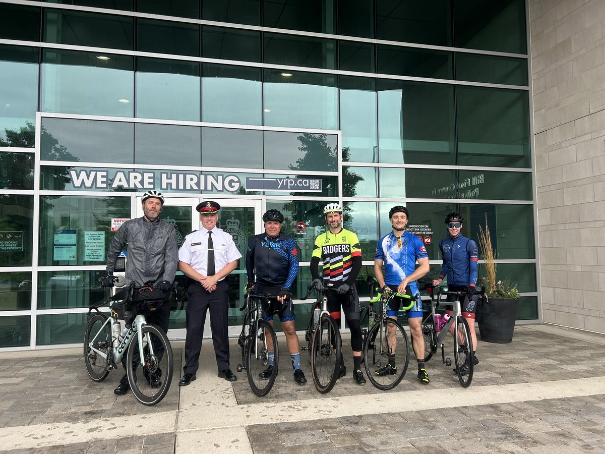 Day 36 Cross Canada. Barrie to Aurora Ont. Massive Thank You to Barrie Police Service, Ontario Provincial Police, South Simcoe Police Service, and York Regional Police Service. Unbelievable 👌👌
<a href="/BarriePolice/">Barrie Police</a> 
<a href="/OPP_News/">Ontario Provincial Police</a> 
<a href="/YRP/">York Regional Police</a> 
<a href="/SouthSimcoePS/">South Simcoe Police</a> 
<a href="/VancouverPD/">Vancouver Police</a>
@copsforcancercanada