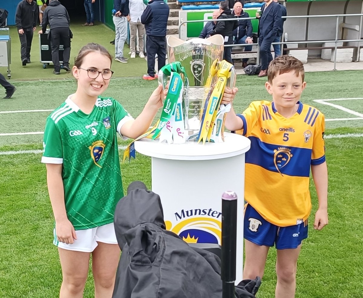 Green & White Publications tweet media