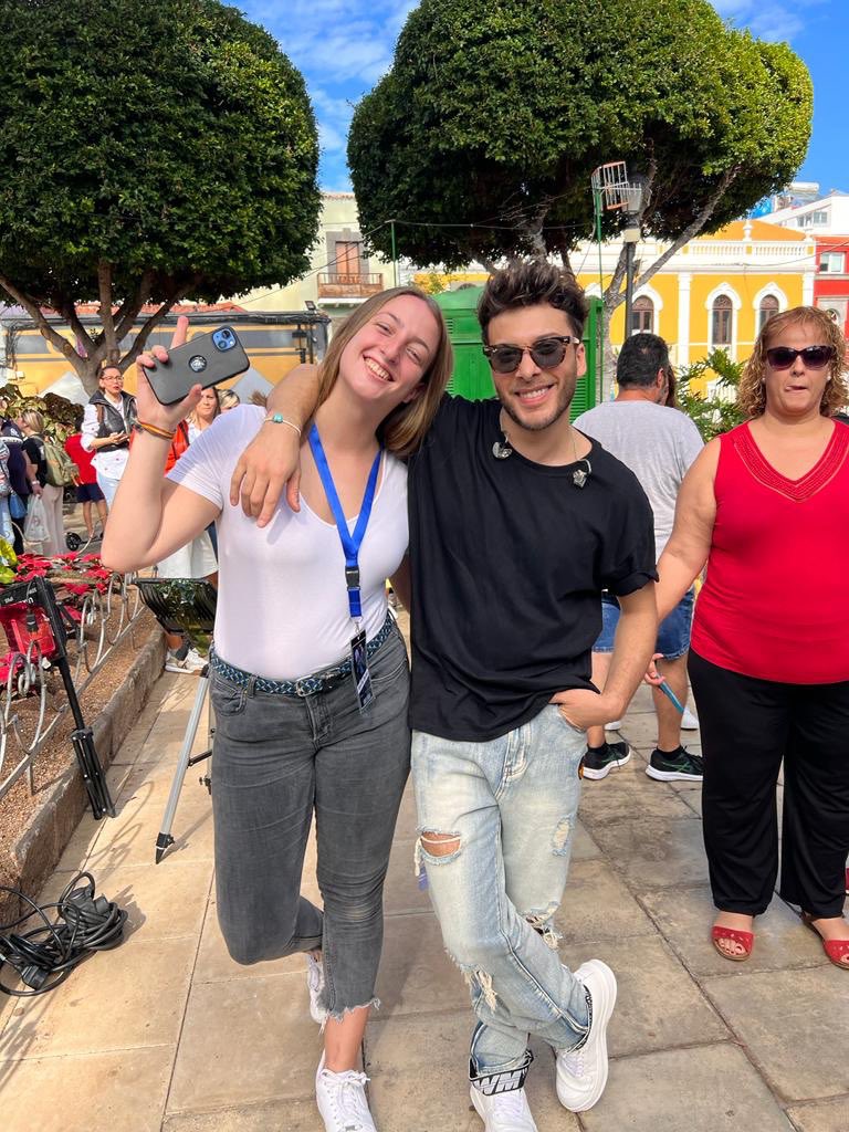 moralesnprod_'s tweet photo. @ComplicadosB @BlasCanto Más de 10 años a tu lado, qué bonito ha sido crecer y aprender a tu lado @BlasCanto ✨ quien diría que fuiste la persona que me salvó la vida en mi peor momento, gracias por ser, estar y amar tan bonito❤️‍🩹

Sobran palabras para darte las gracias y decirte que, TE QUIERO!🫶🏻 https://t.co/SQ1mSyL0E5