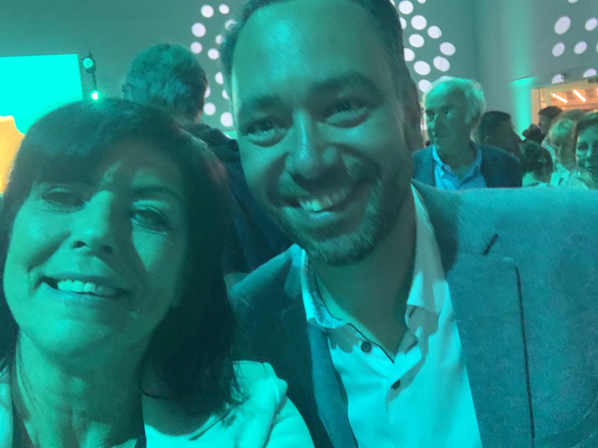 C’est gai de faire la fête :) bravo  Maxime ! Très très fière de mon ancien directeur politique 👍🏼👍🏼