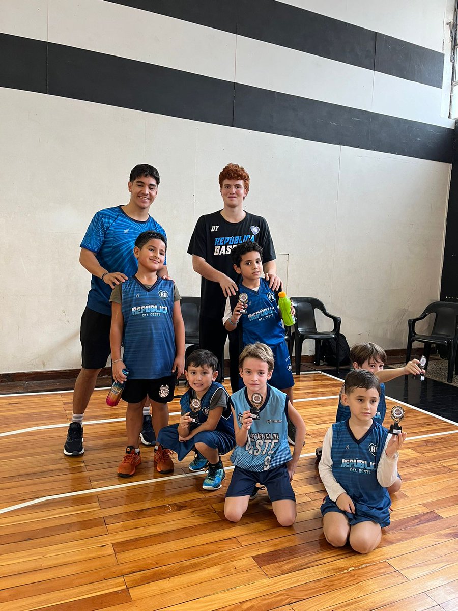 Los chicos categoría Escuelita de <a href="/RepublicaOeste/">República del Oeste</a> participaron del Encuentro que llevó a cabo en el Club <a href="/AlmaBasquet/">Alma Juniors Basquet</a>