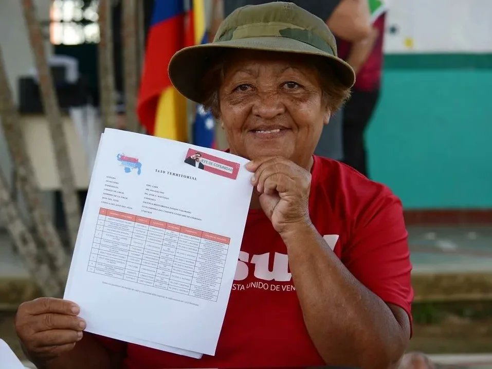 #MunicipioPalavecino

#9Jun|| La militancia del municipio Palavecino se encuentra activa y dispuesta para la batalla del 28 de Julio; así lo dio a conocer nuestro coordinador estadal <a href="/AdolfoP_Oficial/">Adolfo Pereira Gobernador</a>, junto al padrino político del estado, ministro Ernesto Villegas.