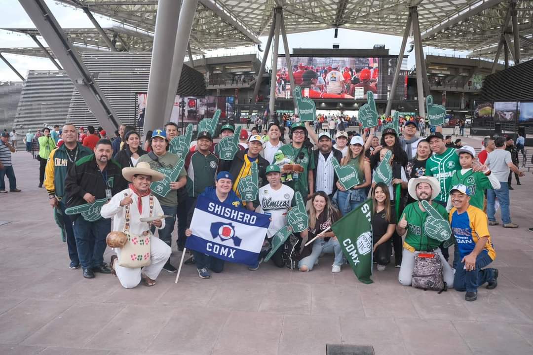 juanitoporaqui's tweet photo. Mis estimados @alexazuaje, @denisebarajas02, @GeorgeLopez1474, @mawell77lb, @juanangelavila un saludo a la porra @OlmecasTabasco fuera del estado "El Shishero". Pendientes de nuestros aguerridos a través de #TorosNetwork.
Listos para recibir a los nuestros la próxima semana https://t.co/GXOwoUoyJn