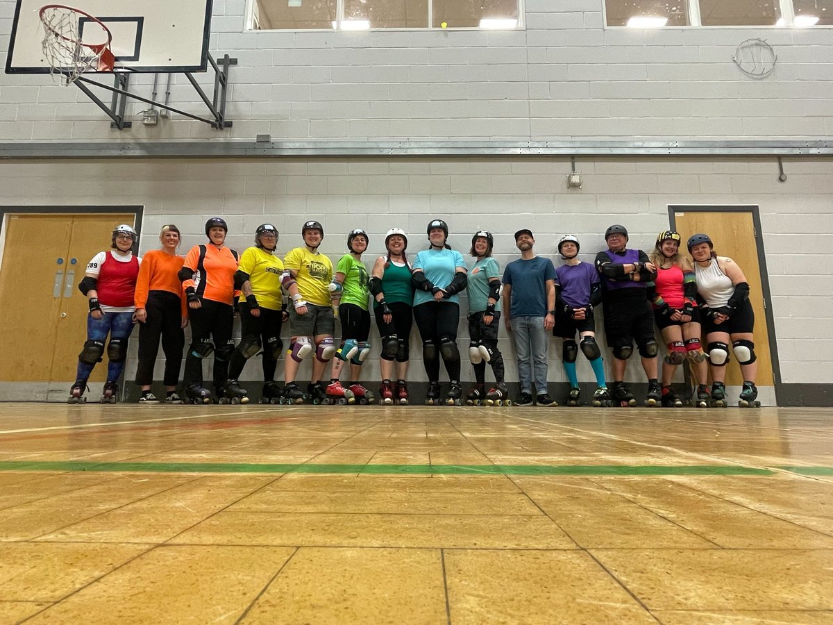 prestonrollers's tweet photo. Happy Pride Month from all of us at Preston Roller Derby, catch us in September at @PrestonPrideUK https://t.co/9HTjpot4en