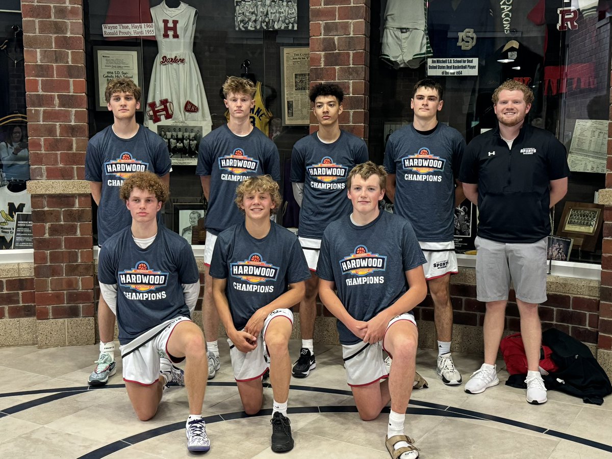 Congrats 🎉 to our 1️⃣6️⃣U Grey ⚪️ squad for winning the 🏆 at the HARDWOOD CHALLENGE tournament 🏟️ at the <a href="/sanford_complex/">Sanford Sports Complex</a>‼️Well done, fellas!

Intense, back and forth title game that this group found a way to win! Impressive!

#SanfordSports | #StrongerTogether