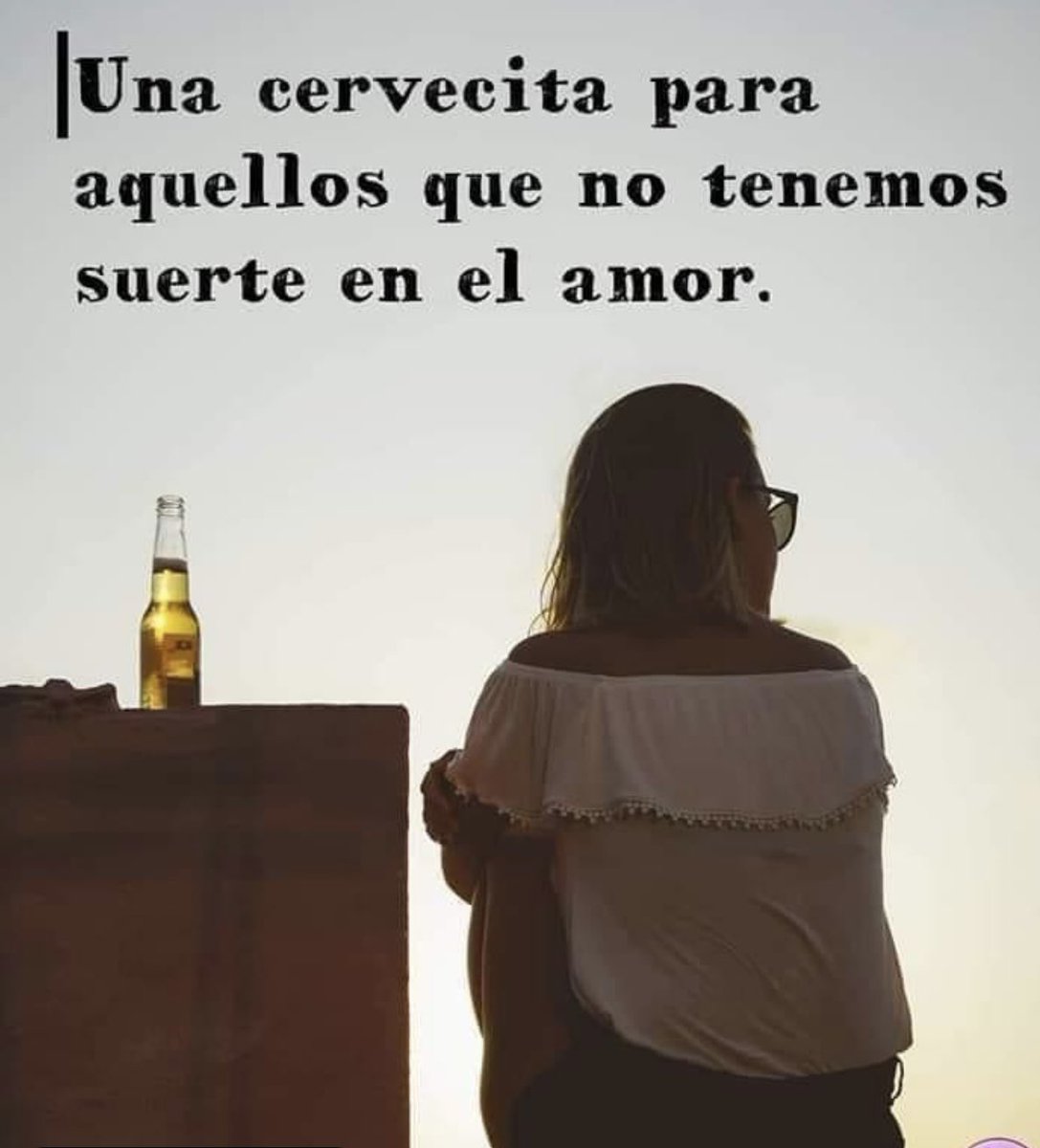 Fugaz_nella's tweet photo. Salud 🥂 https://t.co/ZwQbBQMMaZ