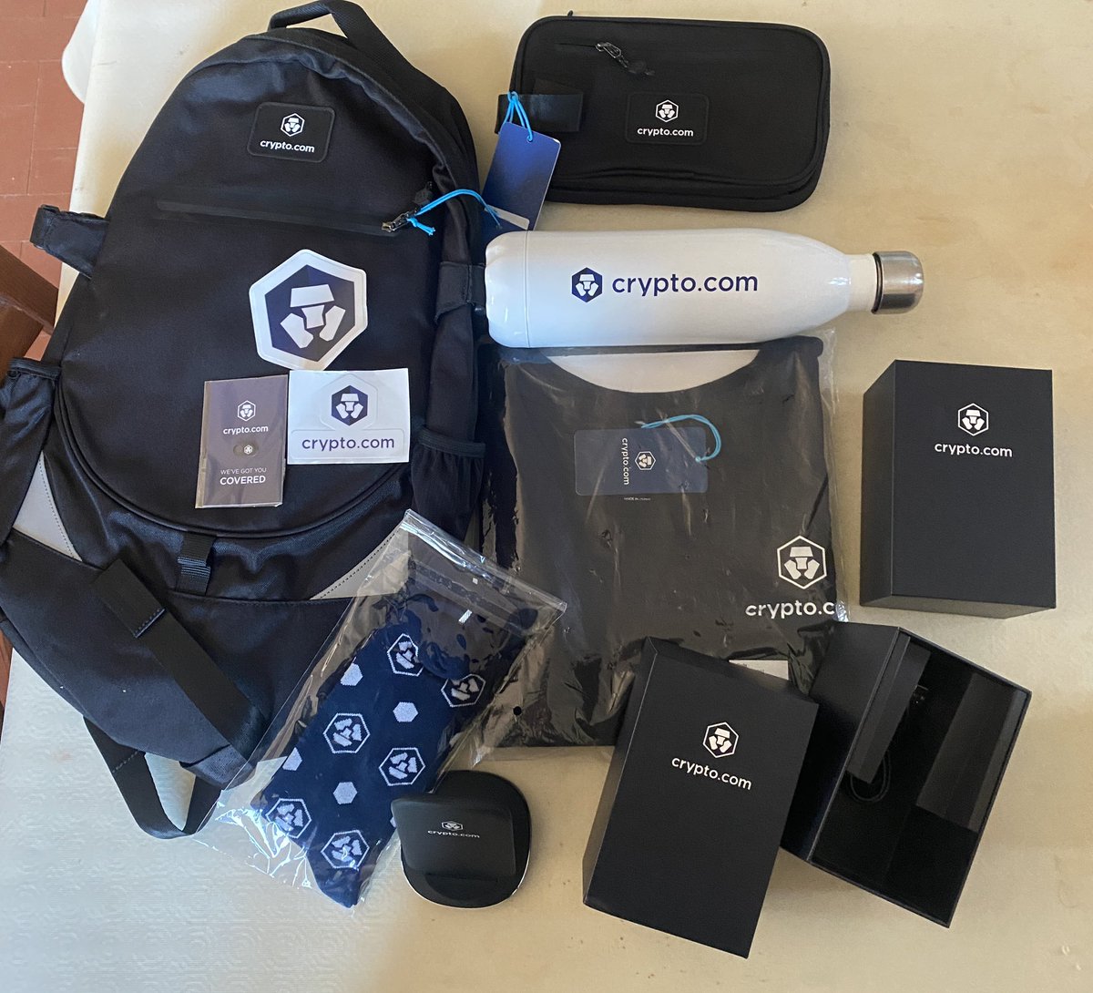 Summer shopping spree in the https://t.co/0EHhMEKu1m shop 📸: @Matteo55p