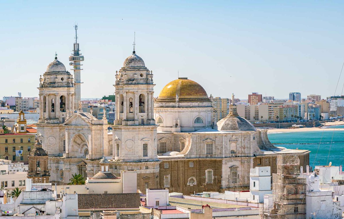 ASerranoSora's tweet image. Hola, @springfieldmw. ¿Cómo que Santorini, Grecia? Esa es la Catedral de Cádiz. Creo que os habéis liado.