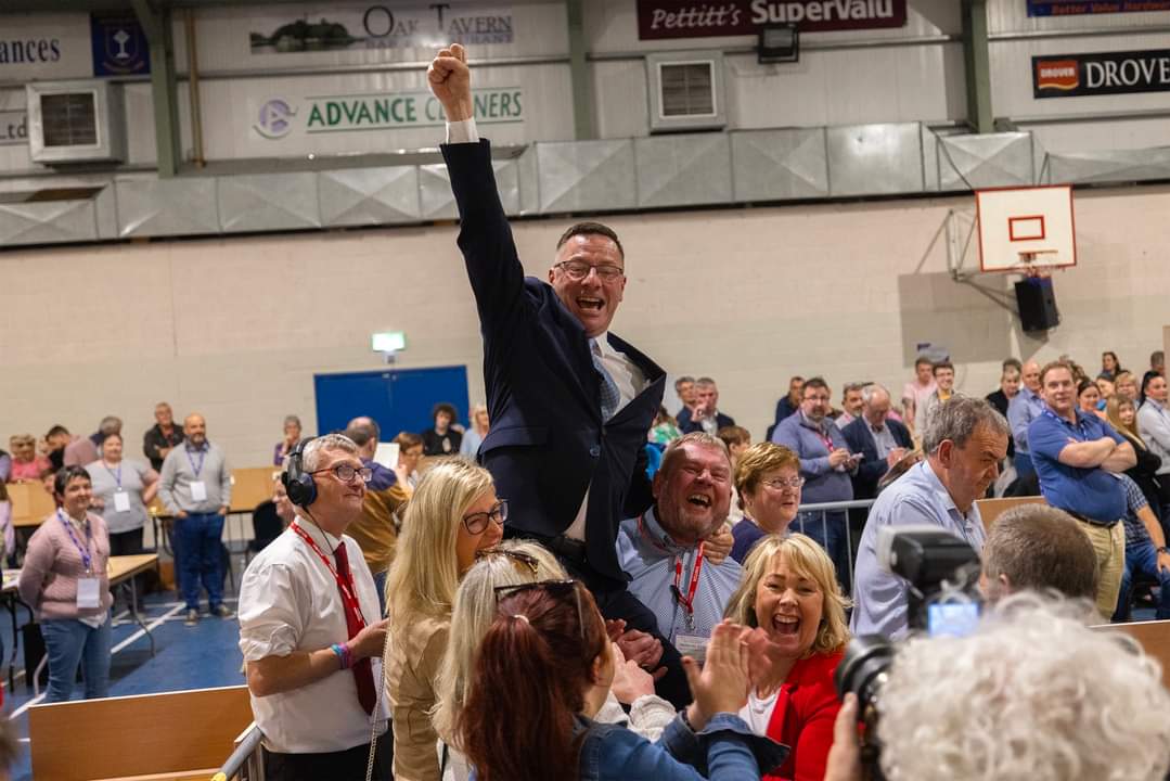 Visit New Ross tweet media