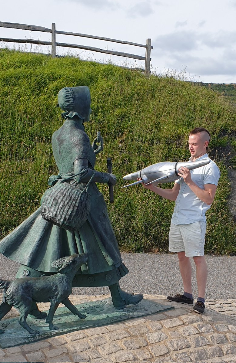 TetZoo's tweet photo. Here's @LukeMuscutt talking #plesiosaurs and Flip the swimming plesiosaur robot. At the end of the day, Flip was introduced to #MaryAnning, a celebration of 200 years of plesiosaur knowledge and Mary's contributions :) 4/n https://t.co/OAR2cG0H2V
