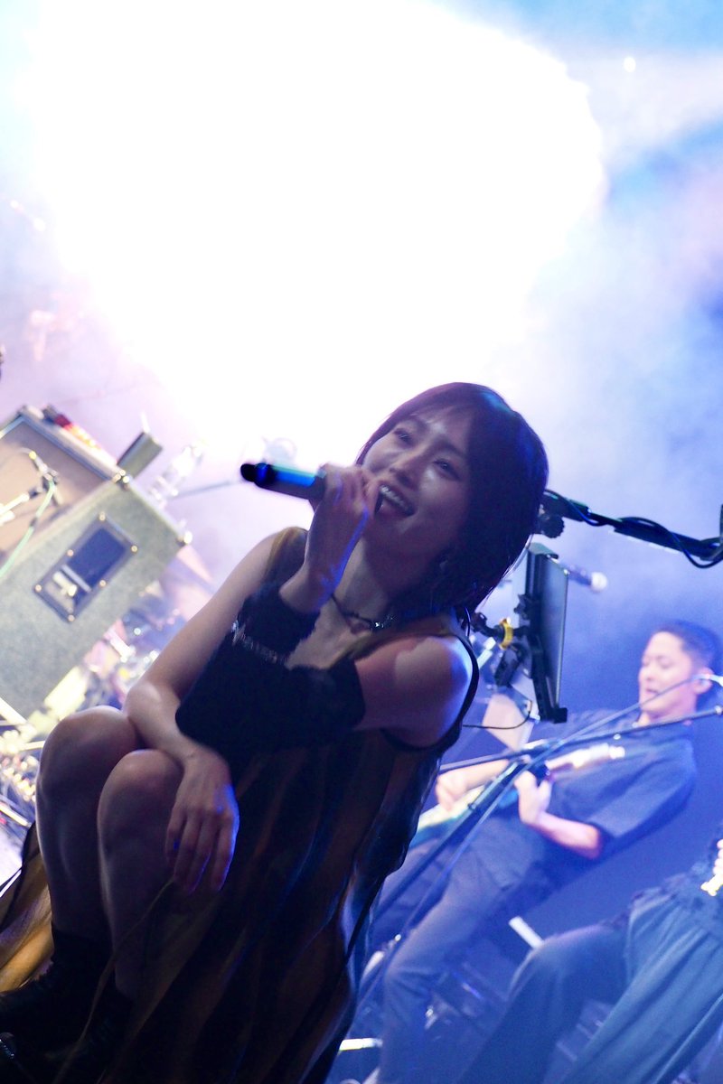 みなさんおはようございます☀
今日は昼間暑くなるようですね…💦
今日もよろしくお願いします🙇
#山本彩 
#おはようございます