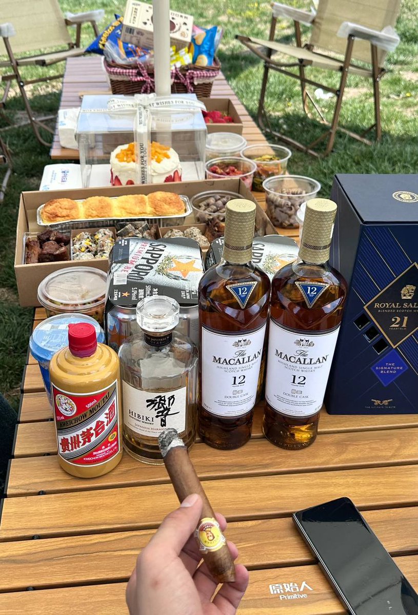 SmartTimeka's tweet image. Go all out to make money. Things other than making money are small things. Making money is the big thing. It can solve 99% of your worries. #learn #earn money