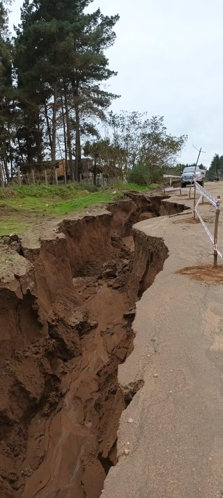 vinadenuncia's tweet photo. Camino Los Pinos Reñaca https://t.co/pHg3X9FsN2