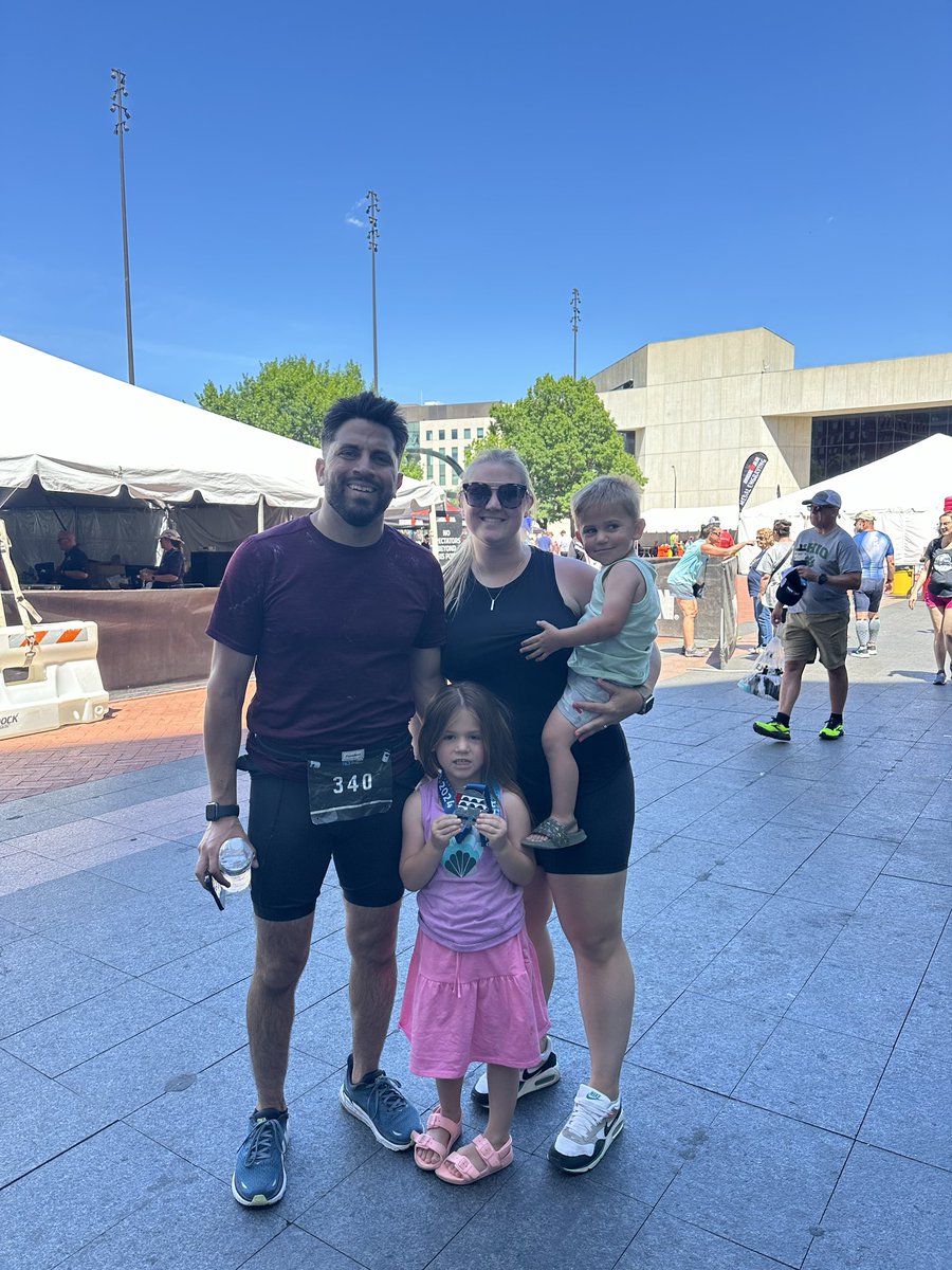 MTarin8's tweet photo. Maybe took on more than I could physically or mentally handle but kept going and accomplished my goal!

Des Moines 70.3 Half-Ironman ✅

Plenty of family, friends, student-athletes and their families helped in pushing me to the finish. So thankful for all of them! https://t.co/r2iDn825G0