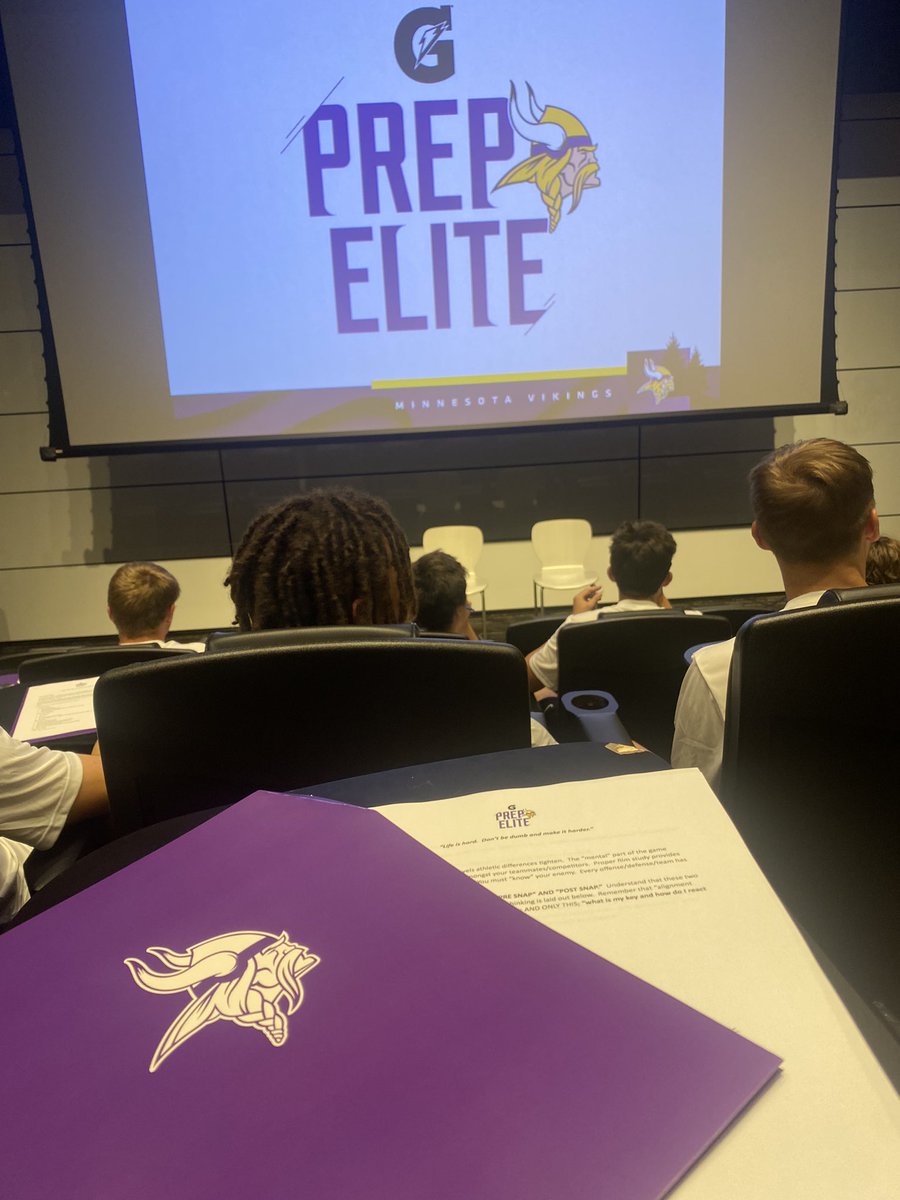 ToddRogalski's tweet image. Had a great time at the Vikings Gatorade Prep Elite camp today. Thank you to all the @Vikings staff for having me out.
