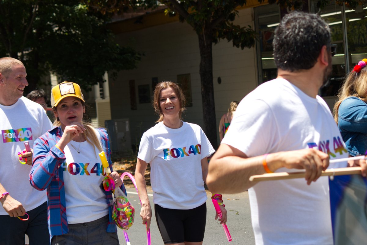 MatthewKeysLive's tweet photo. Sacramento TV media well-represented at #SacPride, with @kcranews, @fox40, @abc10 showing up. https://t.co/WMzxWTSFJW