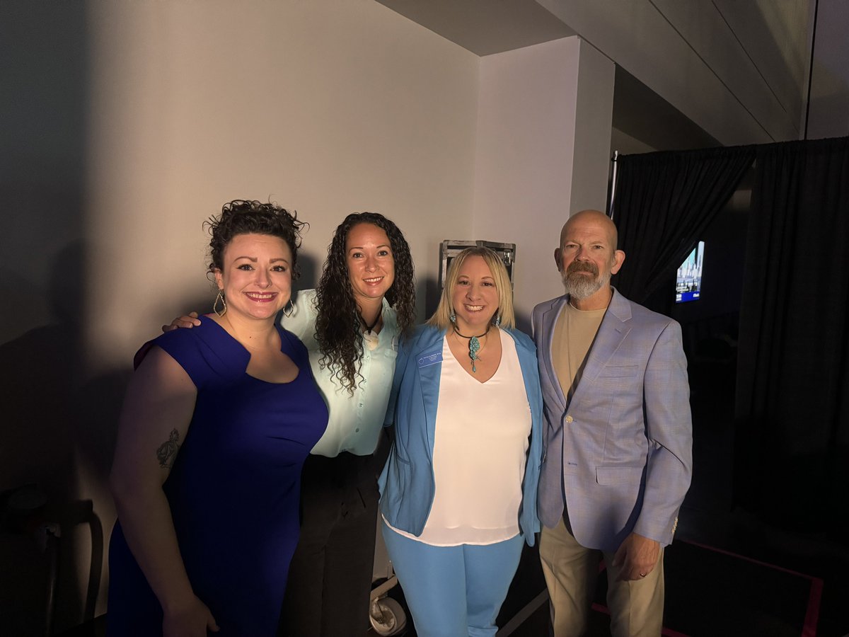 Shoutout to SBOE candidates @Morgan4TxSBOE15, <a href="/Burquenya/">Raquel Sáenz Ortiz, Ph.D.</a>, &amp; George King, SBOE member/candidate <a href="/StaciforTexas/">Staci for Texas</a>, and SBOE member @aichafortexas…

🧵2/3