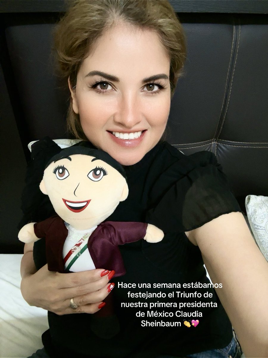 Hace una semana estábamos festejando el Triunfo de nuestra primera presidenta de México Claudia Sheinbaum <a href="/Claudiashein/">Claudia Sheinbaum Pardo</a> 👏💖 #ClaudiaPresidentaDeMéxico2024