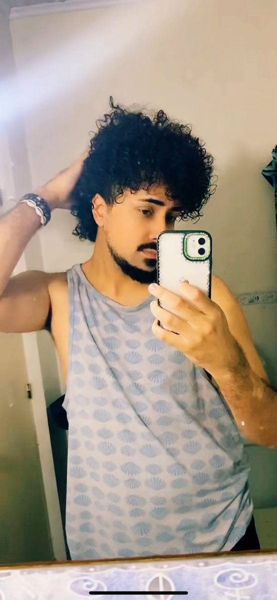 gonza_asa's tweet photo. Actualizando…

#latin #gay #curlyhair #bathroom #iphone #uruguay #LGBTQIAPN #gayuruguay #afrohair #mulato #latino #montevideo https://t.co/v64FWI6FIt