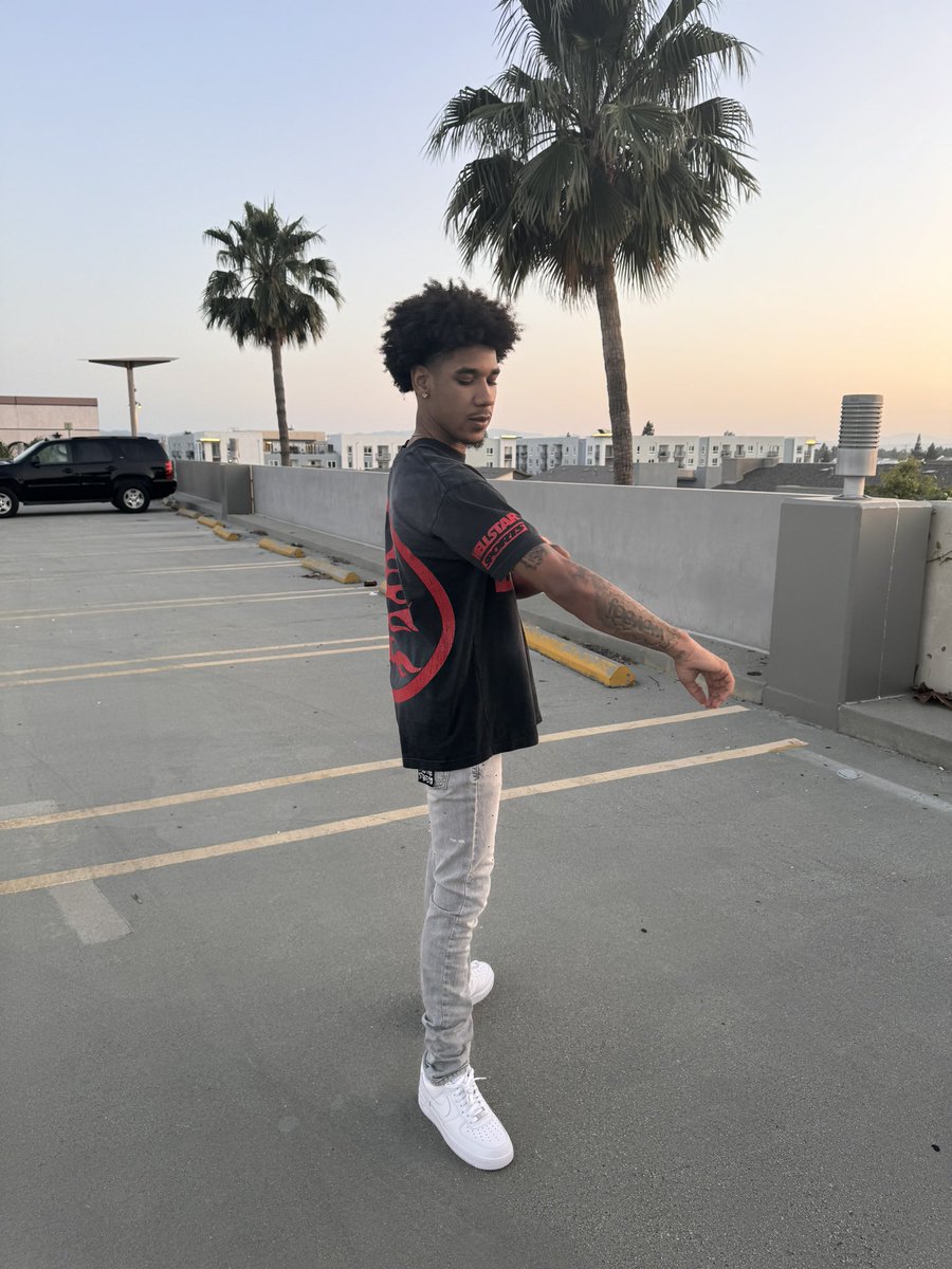 breadmanbtt's tweet photo. https://t.co/sdcBs8lorW