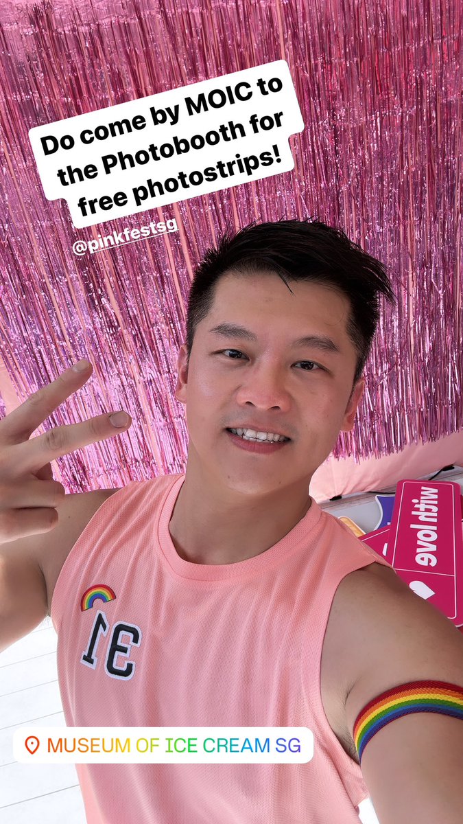 lewis_foo's tweet photo. Had a really great day at Pasar Pink yesterday! Loved meeting everyone who came by the Photo Booth as well! ♥️♥️♥️

And yes, my tank top is a custom designed one (by myself) as well! Loving the 31 and the lil’ rainbow!! 🌈🌈 https://t.co/VyjnBr6vAm