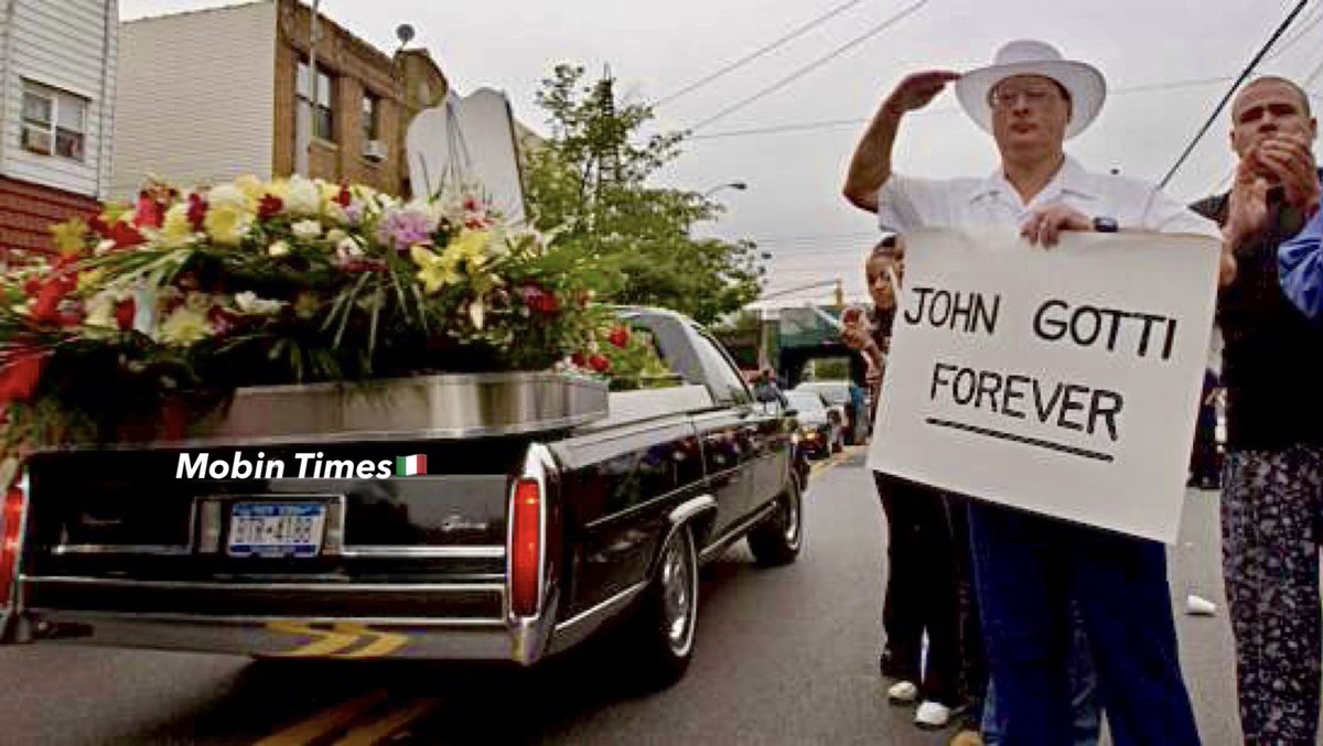 MobinTimes's tweet image. Love him or hate him we all have to admit John was a man’s man! Gotti lived life to the fullest &amp;amp; stayed true to his alpha self until his final breath! Rest easy John “Dapper Don” Gotti! You’re still loved &amp;amp; missed by so many! 🇮🇹 #MobinTimes #JohnGotti #DapperDon #TeflonDon #RIP