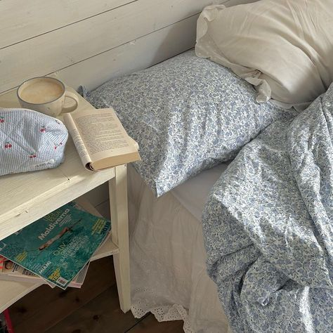 stella 🕊️ tweet media