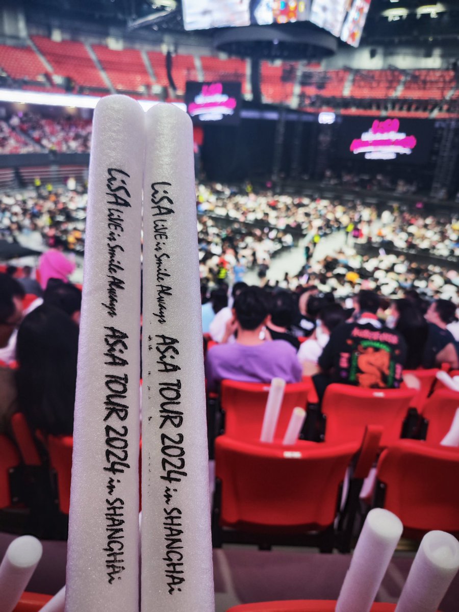 LAODAI_'s tweet image. #LiSASiA2024 #上海
@LiSA_OLiVE ❤️❤️❤️
下次梅奔再见❤️