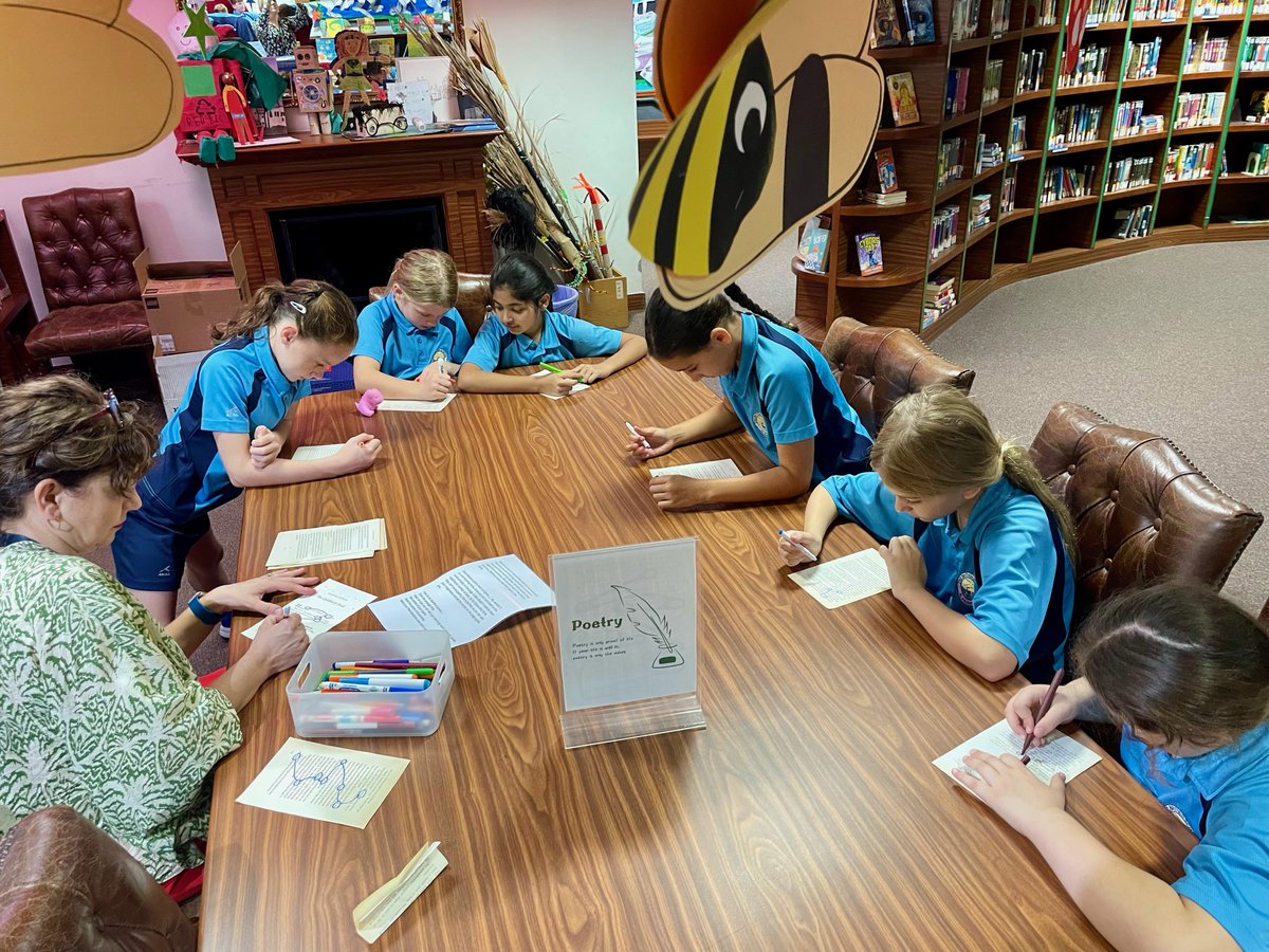 BsakPrimLibrary's tweet photo. We are exploring blackout poetry in the #bsakprimlibrary. Everyone can be a poet as this type of poetry doesn't have to rhyme. You can use your imagination and let the words on the page guide you #poetry #bsakmagic https://t.co/3gGfJgnXh6