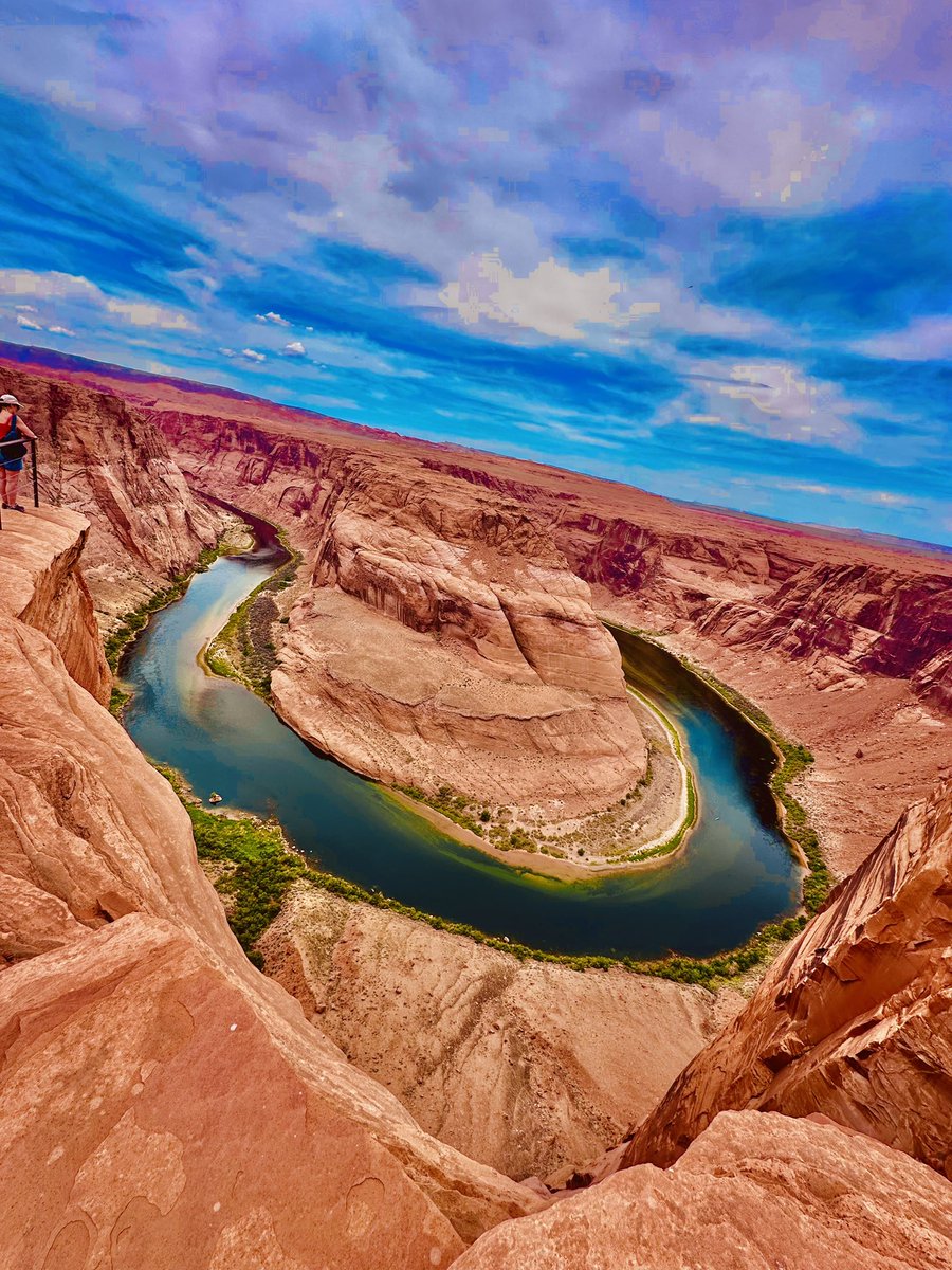 ccolesharrett's tweet photo. Todayโs viewsโฆ. Secret Antelope Canyon and Horseshoe Bend near Page, AZ. Gotta see it in person at least once if you can! #HorseshoeBend #SecretAntelopeCanyon #ThisIsArizona https://t.co/QCCJl0HWf3