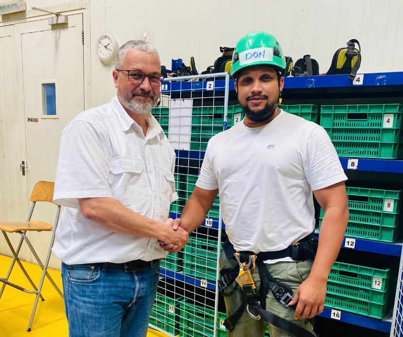 heightswork's tweet photo. Congratulations, Mr. Don Buddhika! 🎉 Your dedication and expertise have led to the successful renewal of your IRATA Level 3 certification. As Director of HEIGHTSWORK Dubai/Sri Lanka, you continue to set a high standard in the industry.  #RopeAccess #CertificationRenewal #IRATA https://t.co/c76jJ1pW9p