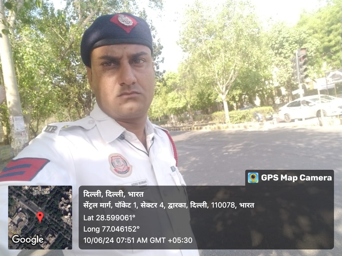 DcpWestern's tweet photo. Traffic regulation by staff of Western Range in morning https://t.co/U3Nu1Gf9R5
