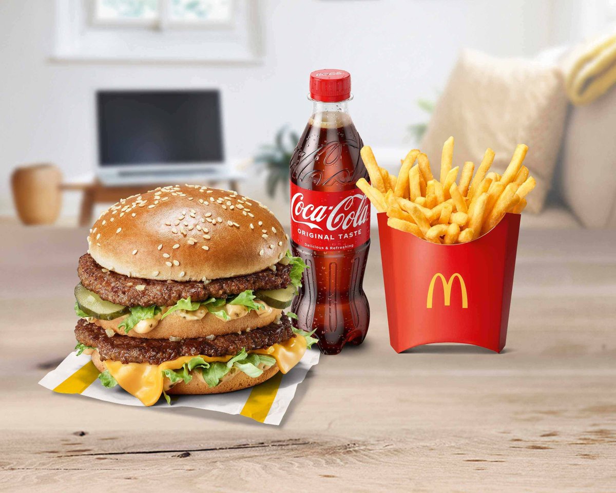 c_hardtmann's tweet photo. I'm joining my @Memeland fam to celebrate 6/9 the #MemeDay at @McDonalds!

I’m Lovin’ MEME! ❤️‍🔥 https://t.co/spw3siFeSY